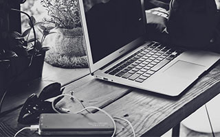 乐鱼体育下载-奥萨苏纳客场爆冷，反倒击败巴伦西亚